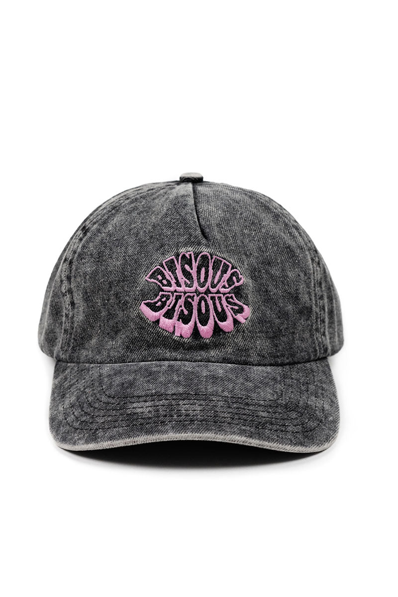 BISOUS SKATEBOARDS CAPS LIPS BLEACH Black