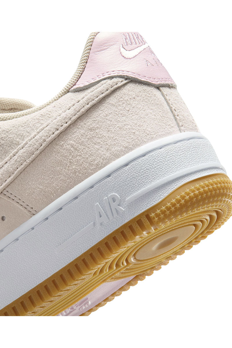 NIKE SB AIR FORCE 1 Light Orewood Brown