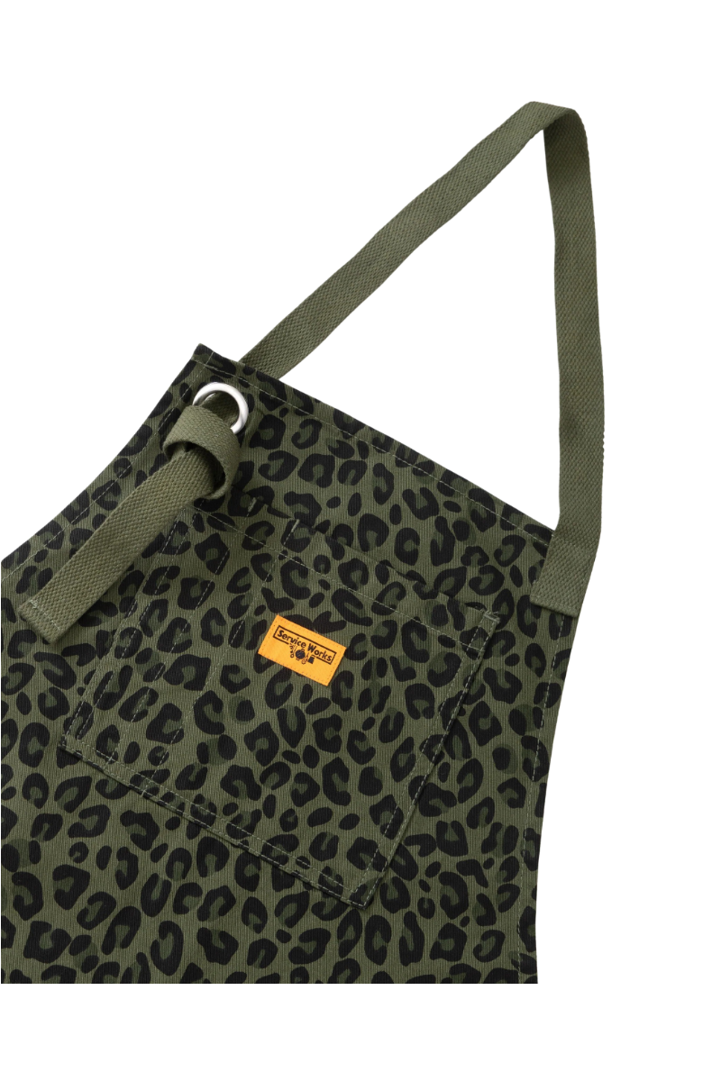 SERVICE WORKS PATTERNED APRON Green Leopard