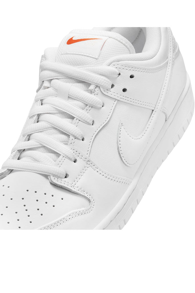 NIKE SB DUNK LOW ISO Triple White