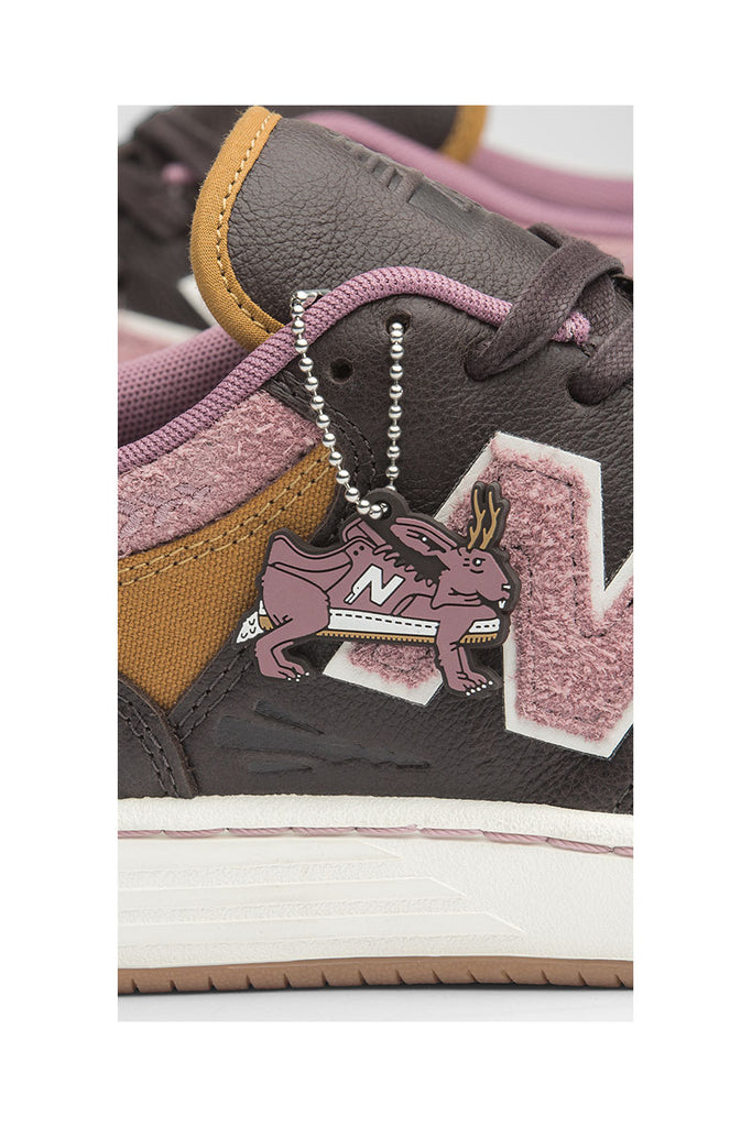 NB NUMERIC 480 " JEREMY FISH" Brown / Pink