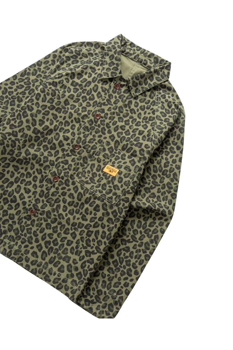 SERVICE WORKS PATTERNED EASY CHEF SHIRT Green Leopard