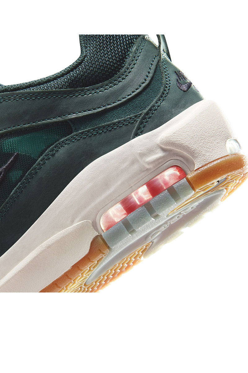 NIKE SB AIR MAX ISHOD ISO Deep Fir / Black