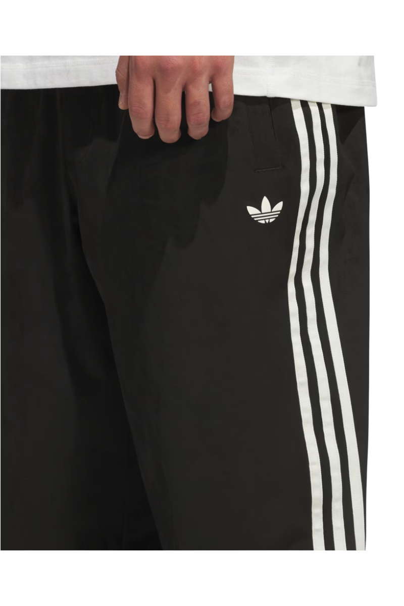ADIDAS SKATEBOARDING TYSHAWN TRACK PANT Black / White